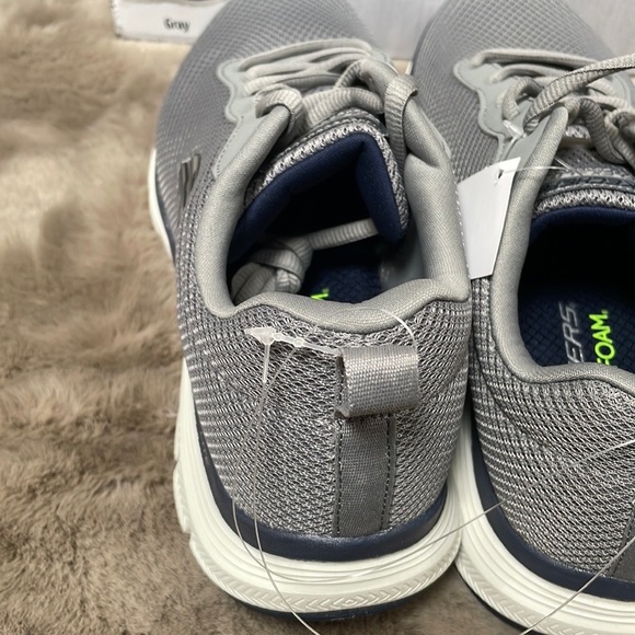 Skechers - Men’s Flex - Lite Running Shoes - Picture 6 of 9